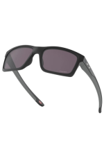 Oakley OO9264-4161 Mainlink XL Sunglasses Matte Black Frame Prizm Grey Lens - Image 2